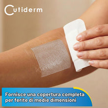 Carica l'immagine nel visualizzatore di Gallery, Cutiderm - Confezione da 20 garze sterili in paraffina, 5 cm x 5 cm
