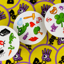 Carica l'immagine nel visualizzatore di Gallery, Asmodee – DOBBLE – Carte da Gioco per Famiglie, Bambini e Amici