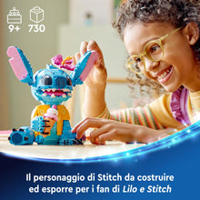 Carica l&#39;immagine nel visualizzatore di Gallery, LEGO Disney Stitch, Gioco di Fantasia per Bambine e Bambini da 9 Anni in su, Personaggio con Parti Mobili, Camicia e Cono Gelato da Costruire, Giocattolo Fantasy, Idea Regalo Divertente dal Film 43249