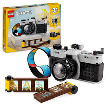 Carica l'immagine nel visualizzatore di Gallery, LEGO Creator 3 in 1 Fotocamera Retro, Macchina Fotografica Giocattolo da Costruire Trasformabile in Videocamera o TV Vintage, Giochi per Bambini e Bambine da 8 Anni, Idea Regalo di Compleanno 31147
