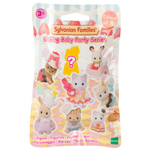 Carica l'immagine nel visualizzatore di Gallery, Sylvanian Families - 5765 Bustine Baby – Dolci in forno -Set da gioco per case delle bambole