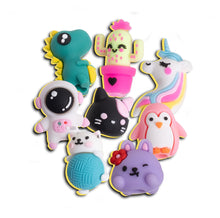 Carica l&#39;immagine nel visualizzatore di Gallery, Clementoni Idea - Laboratorio delle Penne Personalizzate, Kit Creativo per Bambini 6+ Anni, con 50+ Accessori e 10 Penne Personalizzabili, Gioco Made in Italy, Lingua Italiana, 18748
