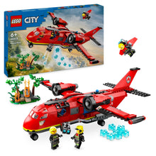 Carica l&#39;immagine nel visualizzatore di Gallery, LEGO City Aereo Antincendio, Giocattolo dei Vigili del Fuoco per Bambini e Bambine da 6 Anni in su, Aeroplano con Portellone Apribile Lancia Elementi Acqua, 3 Minifigure dei Pompieri e Jetpack 60413