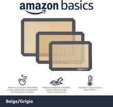 Carica l'immagine nel visualizzatore di Gallery, Amazon Basics Tappetini da forno in silicone, set da 3 unità, Rettangolare, 23.0cm x 33.0cm, 25.0cm x 29.5cm, 29.5cm x 37.5cm, Marrone/Nero