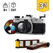 Carica l'immagine nel visualizzatore di Gallery, LEGO Creator 3 in 1 Fotocamera Retro, Macchina Fotografica Giocattolo da Costruire Trasformabile in Videocamera o TV Vintage, Giochi per Bambini e Bambine da 8 Anni, Idea Regalo di Compleanno 31147