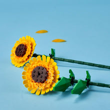 Carica l&#39;immagine nel visualizzatore di Gallery, LEGO Girasoli Set di Fiori Finti per Bambine e Bambini da 8 Anni, Bouquet da Esporre come Accessorio per la Camera da Letto o come Decorazione di Casa, Regalo per Ragazza, Ragazzo, Lei o Lui 40524