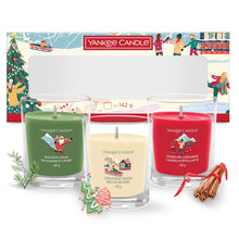 Carica l'immagine nel visualizzatore di Gallery, Yankee Candle | Set regalo di candele profumate natalizie | 3 candele in tumbler | Collezione Après Ski | Regali di Natale perfetti per le donne