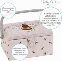 Carica l'immagine nel visualizzatore di Gallery, Hobby Gift Scatola Media per Cucito con Manico - Cestino Porta Cucito in Cotone con Scomparti per Strumenti e Accessori Creativi - 19 x 26 x 15 cm, Ape Ricamata