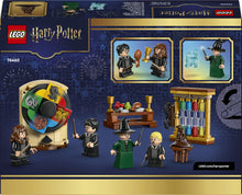 Carica l'immagine nel visualizzatore di Gallery, LEGO Harry Potter Castello di Hogwarts: Cerimonia Cappello Parlante 76460