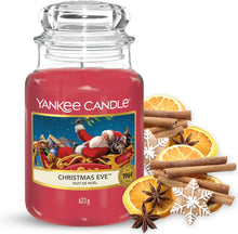 Carica l&#39;immagine nel visualizzatore di Gallery, Yankee Candle Candela profumata in giara grande | Magia natalizia | Durata Fino a 150 Ore