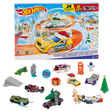 Carica l'immagine nel visualizzatore di Gallery, Hot Wheels - Calendario dell'Avvento 2024, 24 finestrelle numerate con sorprese e Tappetino di Gioco, 8 macchinine e 16 Accessori a Tema Invernale, Giocattolo per Bambini, 3+ Anni, HTG00
