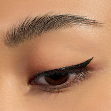 Carica l'immagine nel visualizzatore di Gallery, essence Quick Wing! eyeliner a stampo lunga durata definizione (3,5 ml)