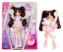 Carica l'immagine nel visualizzatore di Gallery, Mirror Mi Akiko Kittyama Fashion Doll - Emozione avvolgente, con oltre 15 punti di articolazione