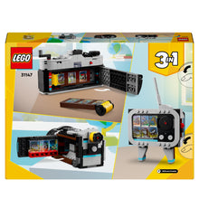 Carica l'immagine nel visualizzatore di Gallery, LEGO Creator 3 in 1 Fotocamera Retro, Macchina Fotografica Giocattolo da Costruire Trasformabile in Videocamera o TV Vintage, Giochi per Bambini e Bambine da 8 Anni, Idea Regalo di Compleanno 31147