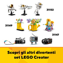 Carica l&#39;immagine nel visualizzatore di Gallery, LEGO Creator 3 in 1 Pattino a Rotelle Retrò Trasformabile in Mini Skateboard o Radio Giocattolo Boom Box, Giochi per Bambine, Bambini, Ragazze e Ragazzi da 8 Anni, Idea Regalo di Compleanno 31148