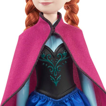 Carica l'immagine nel visualizzatore di Gallery, Mattel Disney Frozen - Anna, bambola con abito elegante e accessori ispirati al film Dsney Frozen 1, giocattolo per bambini, 3+ anni, HLW49