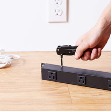 Carica l'immagine nel visualizzatore di Gallery, Amazon Basics Coltello multiuso tascabile 15 in 1 con custodia, Nero