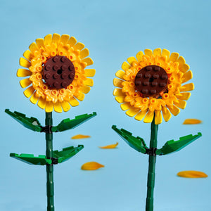 LEGO Girasoli Set di Fiori Finti per Bambine e Bambini da 8 Anni, Bouquet da Esporre come Accessorio per la Camera da Letto o come Decorazione di Casa, Regalo per Ragazza, Ragazzo, Lei o Lui 40524