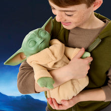 Carica l'immagine nel visualizzatore di Gallery, Star Wars Hasbro, action figure da 25 cm di Grogu Coccolavventura, giocattolo animatronico, peluche interattivo, giocattoli ispirati The Mandalorian and Grogu, dai 4 anni in su
