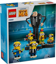 Carica l&#39;immagine nel visualizzatore di Gallery, LEGO Cattivissimo Me Gru e Minions in Mattoncini, Set dal Film della Illumination, Personaggi da Costruire che Danzano, Giochi Creativi per Bambine e Bambini da 9 Anni, Regalo da Esposizione 75582