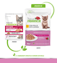 Carica l'immagine nel visualizzatore di Gallery, Natural Trainer Kitten &amp; Young Cibo Umido per Gatti con Pollo 12 buste x 85 g - 1020 gr