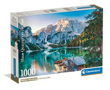 Carica l'immagine nel visualizzatore di Gallery, Clementoni - Puzzle 1000 Pezzi per Adulti e Ragazzi, Collection, Tema Lago di Braies, Poster Incluso, Compact Box, Idea 