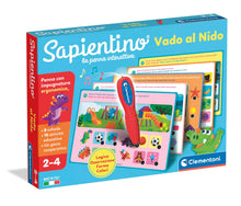 Carica l'immagine nel visualizzatore di Gallery, Clementoni - Sapientino La Penna Interattiva, Vado al Nido, Schede Educative e Penna Parlante, Gioco Educativo 2 Anni, Elettronico Parlante, Batterie Incluse, Made in Italy, 16457