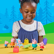 Carica l'immagine nel visualizzatore di Gallery, Peppa Pig Voyages de Peppa : Aventures en Famille, Coffret avec Figurines et Accessoires, inclut Bébé Evie, Jouets présc