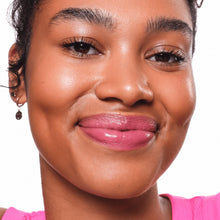 Carica l'immagine nel visualizzatore di Gallery, essence hydra kiss LIP TINT lunga durata idratante finish lucido (4 ml)