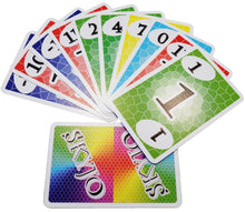 Carica l'immagine nel visualizzatore di Gallery, SKYJO Magilano, L'Intrattenente Gioco per Grandi e Piccini. È il Gioco di Societá Ideale Per Divertenti e Piacevoli Serate Tra Amici e Parenti