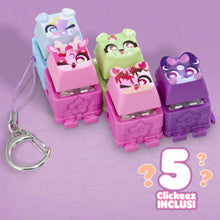 Carica l'immagine nel visualizzatore di Gallery, Goliath - CLICKEEZ Multipack - 5 tasti Kawaii Click Toy - Keycap Tasto Trasformabile in Portachiavi - Effetto ASMR - Fidget Toy - 70 Personaggi Carini ed Esclusivi da Collezione - da 6 Anni
