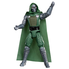 Carica l'immagine nel visualizzatore di Gallery, Hasbro Marvel Studios Avengers: Doomsday, Titan Series, Dottor Destino, Action Figure da 29,2 cm, Action Figure e Giocat