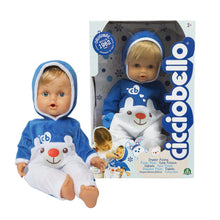 Carica l'immagine nel visualizzatore di Gallery, Cicciobello Orsetto Polare, Bambola Interattiva con Funzione Pianto e Tutina Invernale, Giochi Bambini 2 anni, Altezza 42 cm, Coccolalo e Dagli il Ciuccio per Farlo Smettere di Piangere