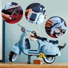 Carica l&#39;immagine nel visualizzatore di Gallery, LEGO Icons Vespa 125, Kit Modellismo per Adulti in Mattoncini, Idea Regalo Creativa per Uomo, Donna, Lui o Lei di Compleanno, Replica Piaggio Anni 60 da Costruire, Hobby Rilassante da Collezione 10298