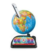 Carica l'immagine nel visualizzatore di Gallery, Clementoni Sapientino Più - Esploramondo Real Time, Mappamondo Bambini 7+ Anni, Globo Educativo, Penna Bluetooth e App per Foto e Video in Diretta, 28 Attività, Made in Italy, Lingua Italiana, 16446