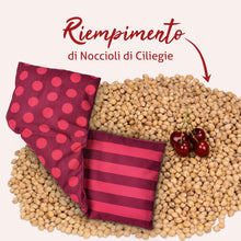 Carica l'immagine nel visualizzatore di Gallery, Cuscino Termico con Noccioli di Ciliegio per Microonde o Forno