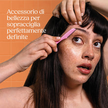 Carica l'immagine nel visualizzatore di Gallery, Wilkinson Sword Intuition Eyebrow Shaper, 5 rasoi per sopracciglia da donna