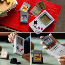 Carica l'immagine nel visualizzatore di Gallery, LEGO Super Mario Game Boy Set da Costruzione per Adulti - Modello da Esposizione Nintendo con 2 Cartucce con Schermi Lenticolari Incluso Zelda e Stand - Regalo Retrò per i Fan dei Videogiochi - 72046
