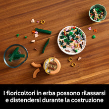 Carica l'immagine nel visualizzatore di Gallery, LEGO Botanicals Mini-Orchidea, Set di Fiori Finti con Vaso, Bocciolo e Foglie Artificiali, Botanical Collection per Adulti, Decorazione di Natale per Casa, Idea Regalo per Donna o Uomo 10343