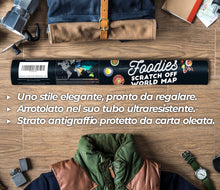 Carica l'immagine nel visualizzatore di Gallery, Mappa del Mondo da Grattare XXL - 70 x 42 cm - 25 Piatti e 197 Bandiere - Poster da Grattare dei Paesi Visitati con Piatti, Luoghi e Graffi - Mappa da Parete Regalo di Viaggio