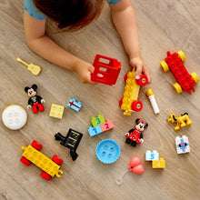 Carica l'immagine nel visualizzatore di Gallery, LEGO DUPLO Disney Il treno del compleanno di Topolino e Minnie 10941