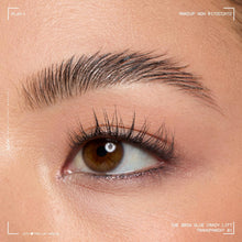 Carica l'immagine nel visualizzatore di Gallery, NYX Professional Makeup The Brow Glue Crazy Lift Gel Sopracciglia, Sopracciglia Effetto Laminazione e Fissate, Fino a 24h di Tenuta, Resistente al Sudore, Formula Vegana, 7 ml