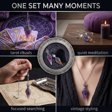 Carica l'immagine nel visualizzatore di Gallery, Set di 2 Pendoli Esoterici, Ametista e 7 Chakra, con Catena in Metallo e Sacchetto in Velluto, Pendoli in Cristallo e Re