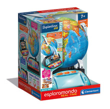 Carica l'immagine nel visualizzatore di Gallery, Clementoni Sapientino Più - Esploramondo Real Time, Mappamondo Bambini 7+ Anni, Globo Educativo, Penna Bluetooth e App per Foto e Video in Diretta, 28 Attività, Made in Italy, Lingua Italiana, 16446