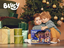 Carica l'immagine nel visualizzatore di Gallery, CyP Brands - Bluey, Calendario dell'Avvento, 24 Sorprese, Regalo per Bambini, Licenza Ufficiale Marvel, Attività e Gioca