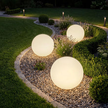 Carica l'immagine nel visualizzatore di Gallery, tectake® Lampada da terra Sfera LED, luce RGB da esterno e interno, telecomando, 16 colori, 1200 lumen, IP44 water proof, polietilene, luci giardino arredo esterno, piedini - M - Ø 40 x 40 cm
