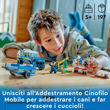 Carica l&#39;immagine nel visualizzatore di Gallery, LEGO 60369 City Addestramento Cinofilo Mobile, Set con Percorso a Ostacoli, SUV Macchina Polizia Giocattolo e Rimorchio, 2 Figure di Animali, Giochi per Bambini