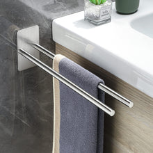 Carica l'immagine nel visualizzatore di Gallery, Gsocel Portasciugamani a Due Bracci in Acciaio Inox 304 Autoadesivo Porta Asciugamani Doppio Senza Foratura Portasalviette da Parete per Bagno e Cucina Argento 38CM