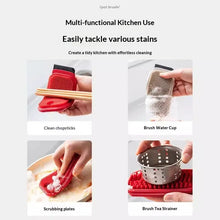 Carica l'immagine nel visualizzatore di Gallery, Spazzola Multifunzionale in Silicone per la Pulizia di Frutta e Verdura con Strumento per Sbucciare, Spazzola Flessibile