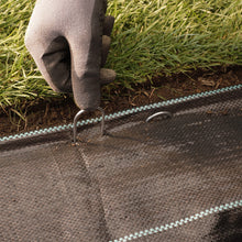 Carica l'immagine nel visualizzatore di Gallery, GardenMate®, picchetti di fissaggio da giardino, in metallo zincato, da 150 mm, a forma di U, ideali per fissare tessuti